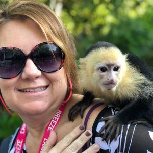 Meet your Posher, Dana